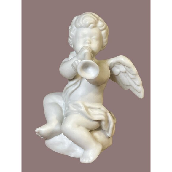 Avon Nativity Collectibles The Cherub Porcelain Figurine - Picture 5 of 13